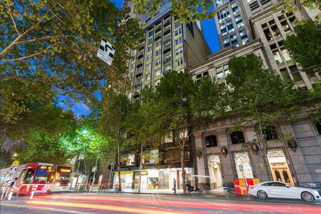 Collins Central 2-Bd Apartment With Pre-Reserve Parking Melbourne Zewnętrze zdjęcie